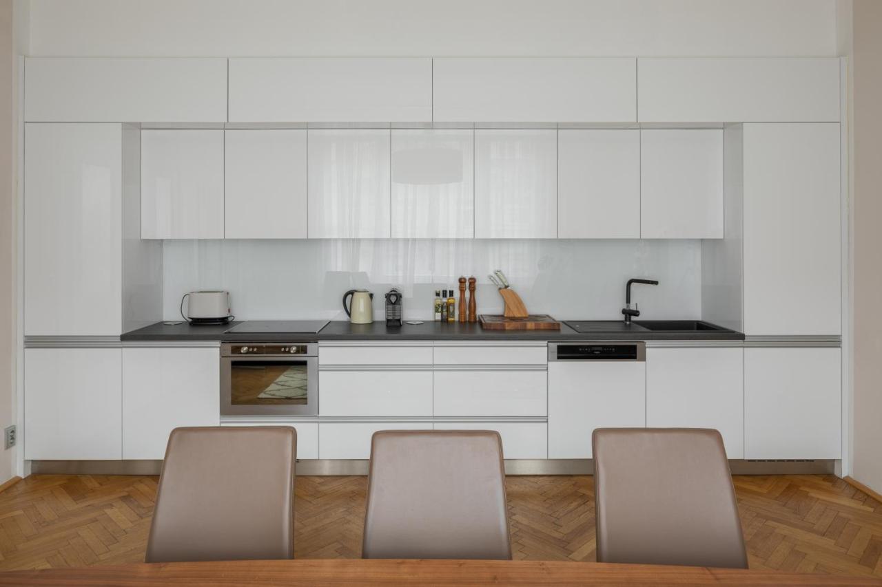 Deluxe Apartment In Old Town By Prague Days Buitenkant foto